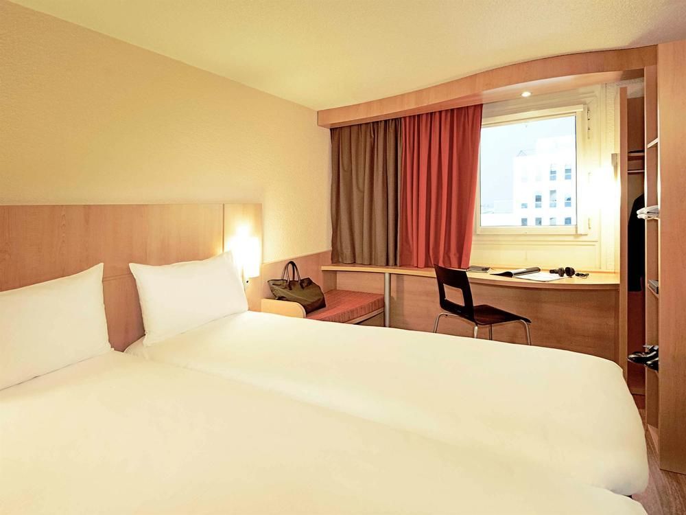 Ibis Dunkerque Hotel Dunkirk Bagian luar foto